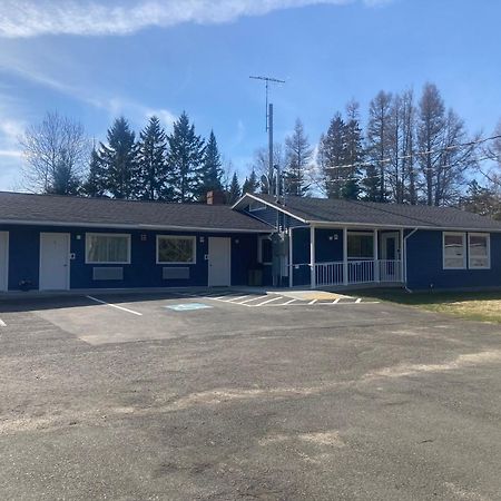 Wolastoq Inn And Suites Houlton 외부 사진
